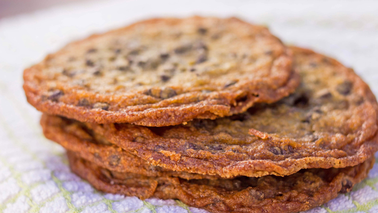 Chocolate Chip Cookies (Flat And Chewy) Recipe