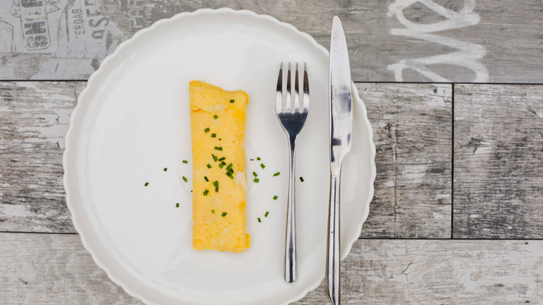 Omelet with Chive and Cheddar