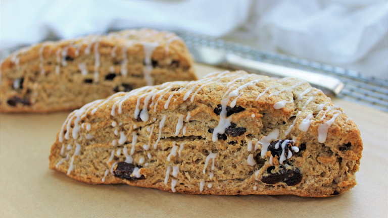 Raisin Rye Scones